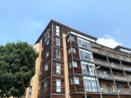 1 bedroom penthouse to rent - Photo 4