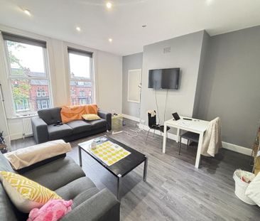 3 bedroom flat to rent - Photo 3