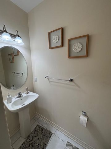 For Lease - 10 Fresnel Road, Brampton, Ontario - Photo 4