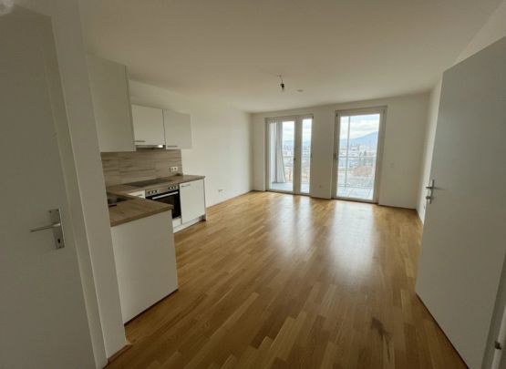 2 Zimmerwohnung mit großer verglaster Loggia - unbefristeter Mietvertrag - Photo 1