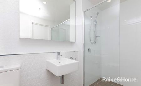 Sleek & Modern Living - Photo 5