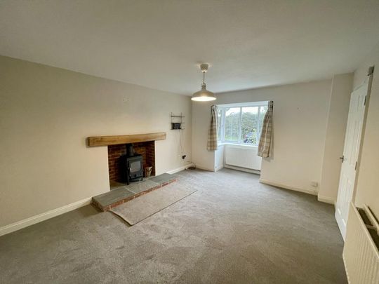 4 bedroom detached house to rent - Photo 1