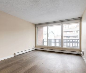- 1 Bedroom at Chinook Gardens - Photo 6