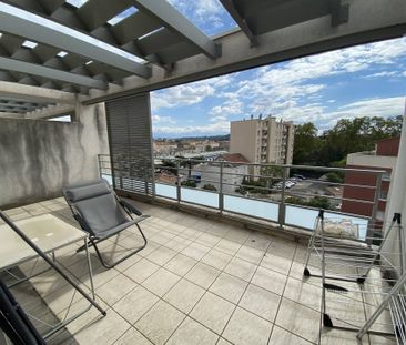 Location appartement 2 pièces 42.79 m² à Valence (26000) - Photo 1