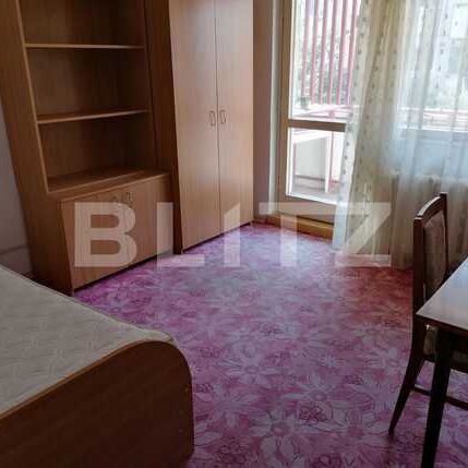 Apartament cu 4 camere, 80 mp, decomandat, 2 bai , zona BRD Central - Fotografie 1