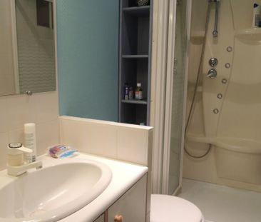 Type II - Meublé centre-ville - Photo 2