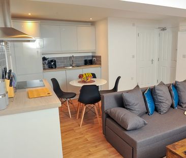 South Street - Photo 3