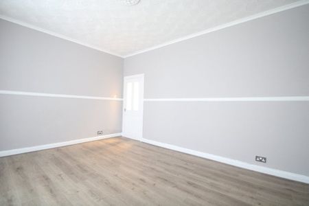 75 Dinart Street, Glasgow, G33 2DF - Photo 2