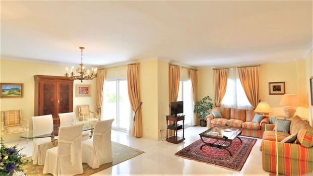 Alquiler Apartamento en Puerto Banús, Marbella - Photo 1