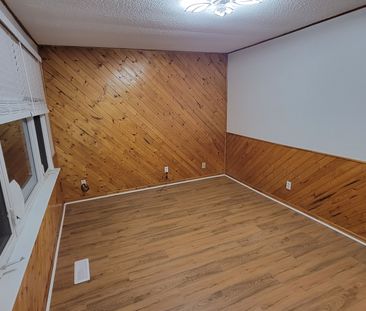 For Lease - 177 Mill Street Unit# 1, Essa, Ontario - Photo 2