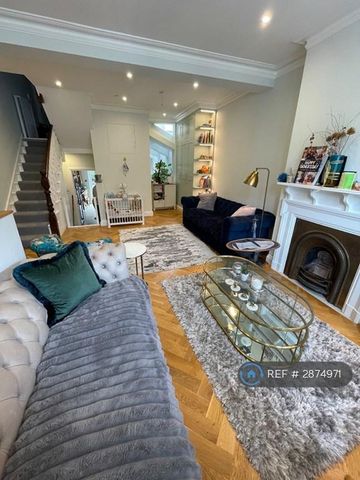 5 bedroom terraced house to rent - Photo 3