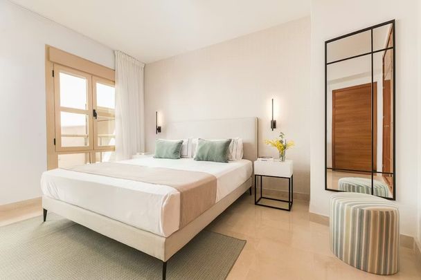 Calle Granada, Málaga, Andalusia 29015 - Photo 1