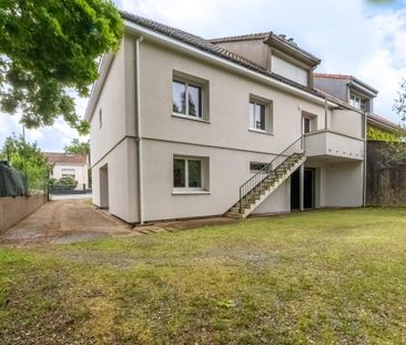Location Maison 6 pièces 126m² BOUGUENAIS 44340 - Photo 6