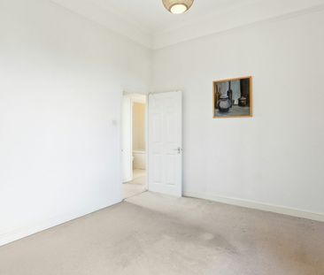 Terraced House to rent on - Photo 5