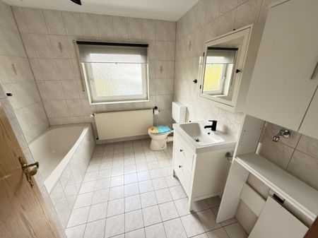 MO0971 - Helle Dachgeschosswohnung mit Balkon un Marienrachdorf - Photo 3