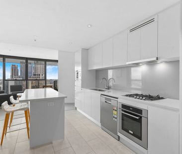 Sophisticated Inner-City Living in Brisbane’s Iconic Skytower - Photo 6
