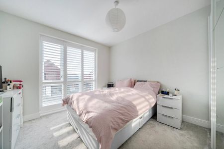 3 bedroom link detached house to rent - Photo 5