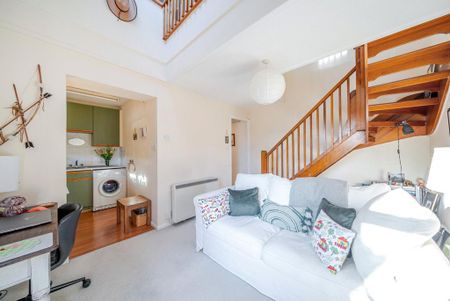 1 bedroom flat to rent - Photo 2