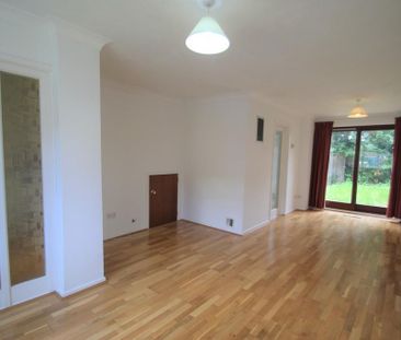 3 bedroom terraced house to rent - Photo 2