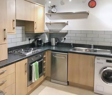 2 bedroom apartment to rent - Photo 6