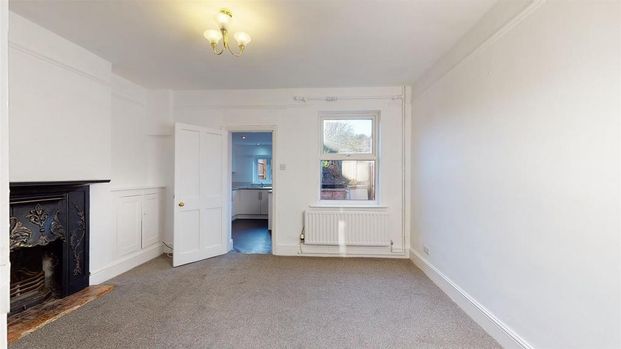 2 bedroom terraced house to rent - Photo 1