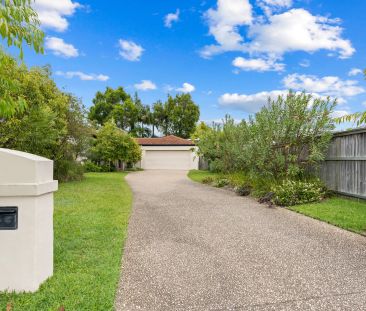 Spacious 3-Bedroom Home in Prime Noosa Location – Walk to River, Ya... - Photo 4