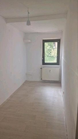 Zwei Etagen Wohnung in Völklingen Geislautern zu vermieten 5ZKB - Photo 5