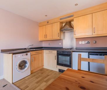 1 bedroom flat to rent - Photo 6