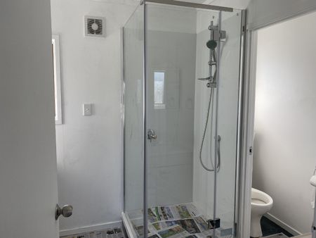 ELLERSLIE, 2 BEDROOMS - Photo 5