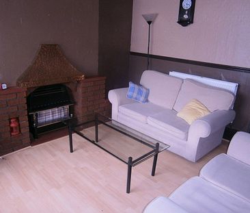 3 Bed House to Let - Nr. Bradford Uni - Photo 1