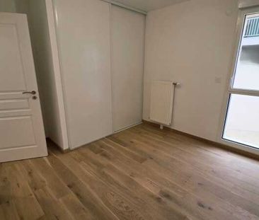 Location Appartement 2 pièces 41m² ORLEANS 45000 - Photo 3