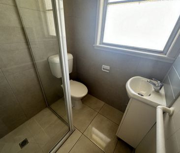 27 Cameron Avenue,, Shepparton VIC 3630 - Photo 5