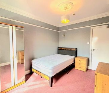 Bushey Grove Road, Bushey WD23, Property for rent - Photo 3