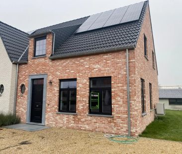 Energiezuinige halfopen woning met 3 slaapkamers en tuin - Photo 1