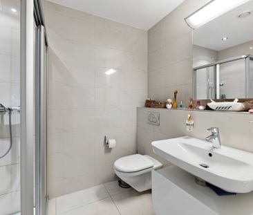 Wohnen im Grünen: Grosszügige 4.5-Zimmer-Wohnung mit Privatgarten - Photo 4