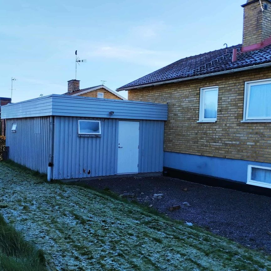 Långgatan, Hova - Foto 2