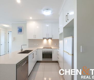 Modern Apartment Living in the Heart of Coorparoo - Photo 3