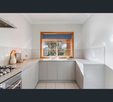 3/27-29 Russell Street, Glenelg North, SA 5045 - Photo 1