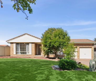 29 Walker Crescent, Jerrabomberra NSW 2619 - House For Rent | Domain - Photo 1