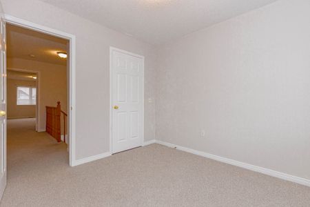 For Lease - 70 Charcoal Way, Brampton, Ontario - Photo 4