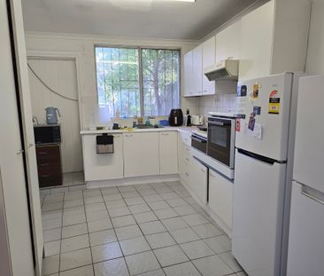 Darlington - Photo 1