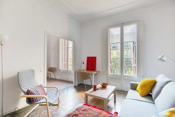 Carrer del Bruc, Barcelona, Catalonia 08010 - Photo 1