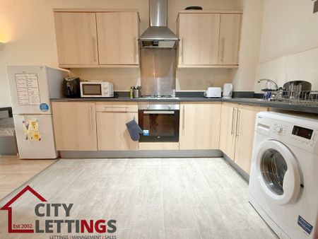 2 Bedroom Apartment - Photo 5
