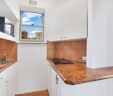 Furnished Studio apartment with Leafy Outlook - Photo 4