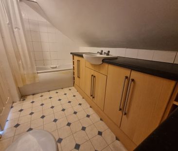 1 Bed Student Accommodation - Photo 5
