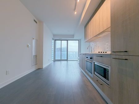 For Lease - 3 Gloucester Street Unit# 3010, Toronto, Ontario - Photo 2