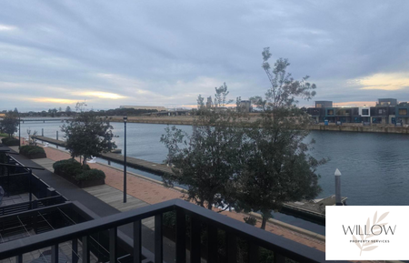 Take in stunning water views from this well-presented home - Photo 5