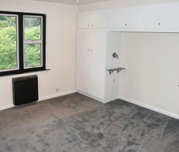 3 bedroom flat to rent - Photo 3