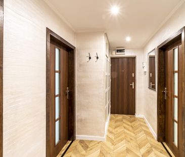 3 Pokoje, balkon, blisko centrum. - Zdjęcie 1