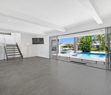 Experience the Epitome of Gold Coast Waterfront Living - Photo 1